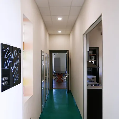 Choco & Hostel