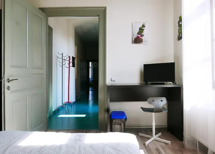 Choco Home&hostel Hostal *