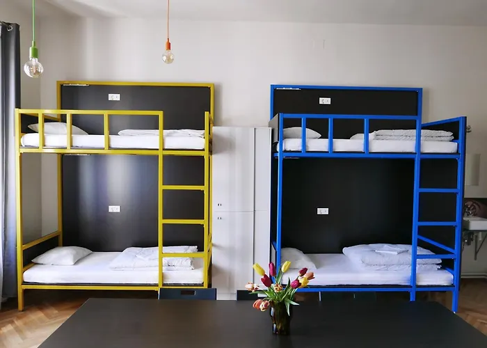 Hostal Choco Home&hostel *