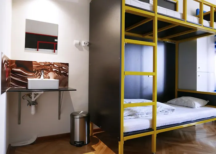 Hostal Choco Home&hostel *