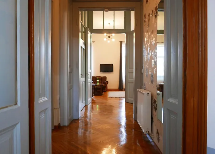 Hostal Choco Home&hostel *